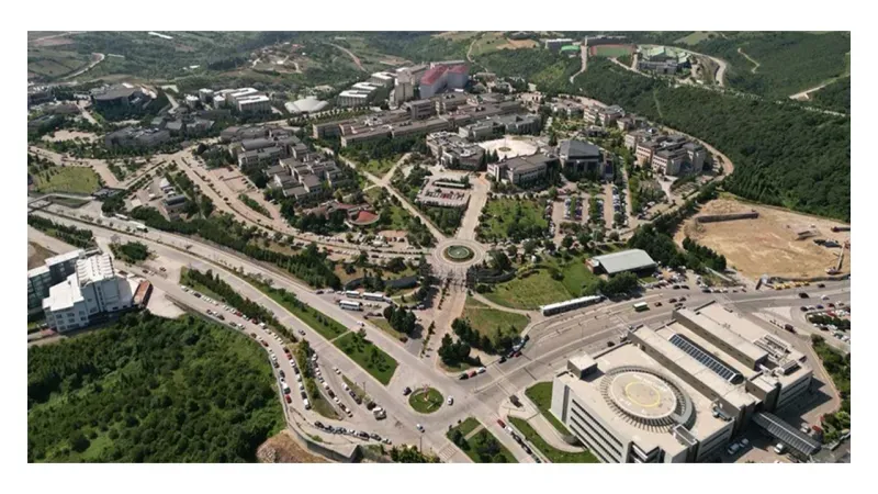 Kocaeli Üniversitesi, ODTÜ ve Boğaziçi’ni solladı!